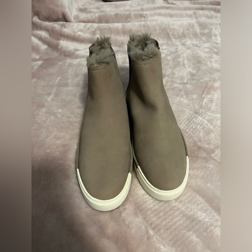 J Slides Fur Booties, Size 9, Tan - image 2